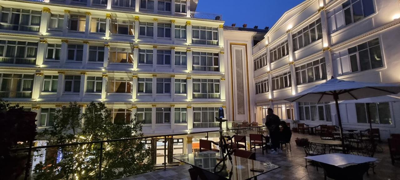 Durbar Hotel & Residence Katmandou Extérieur photo