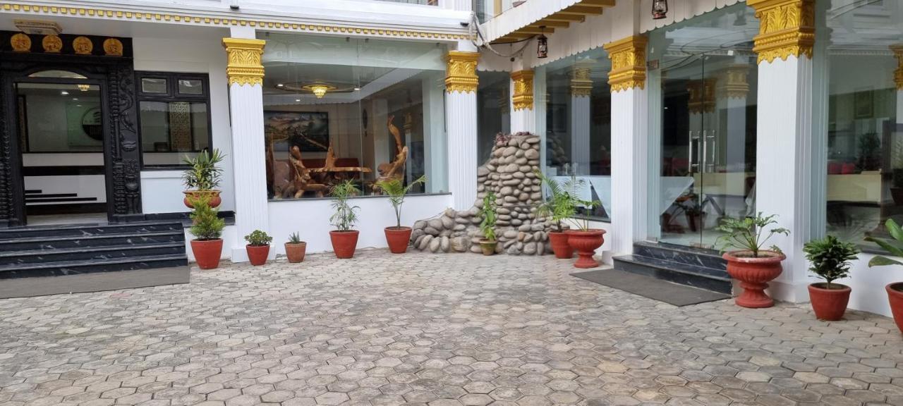 Durbar Hotel & Residence Katmandou Extérieur photo