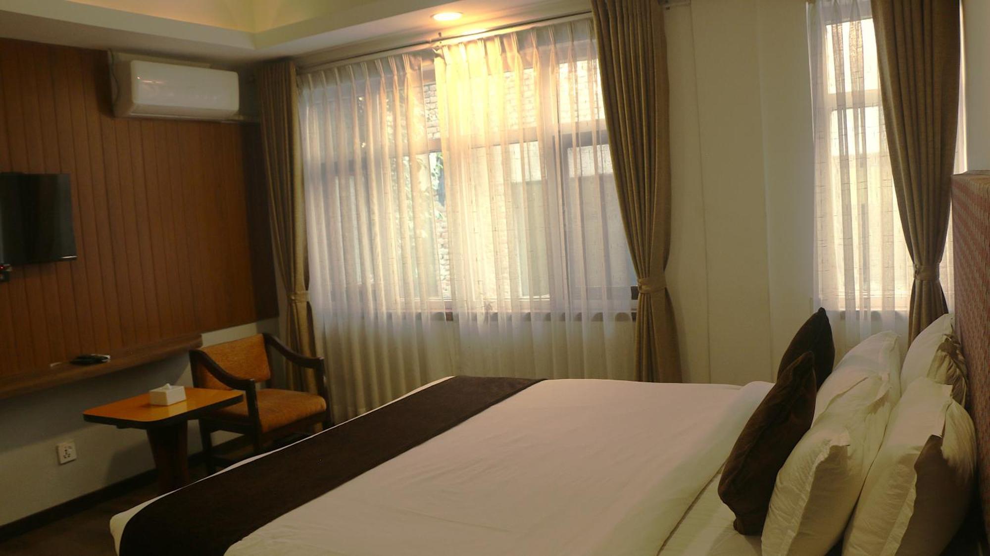 Durbar Hotel & Residence Katmandou Extérieur photo